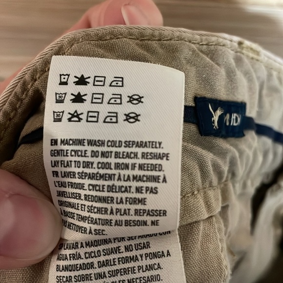 American Eagle Outfitters size 8 Midi Chino Tan Color Mid-rise 5” Inseam Shorts - Picture 12 of 12